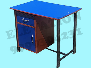 Teacher Table Manufacturer